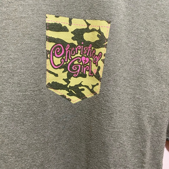 cute olive green t-shirt - Picture 2 of 6